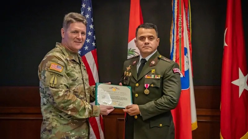 Peruvian Liaison Officer Receives a Promotion to Colonel and A Farewell Certificate from U.S. Army South